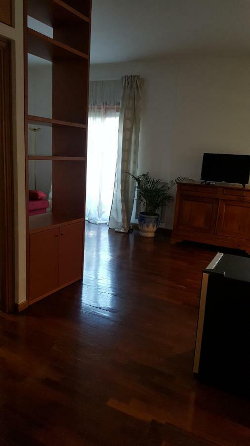 Trastevere Apartment Рим Экстерьер фото