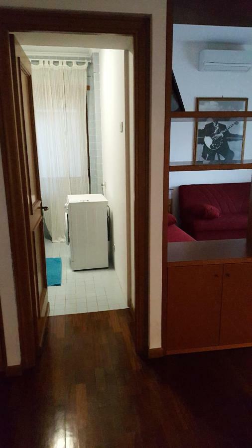 Trastevere Apartment Рим Экстерьер фото